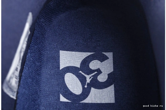 11 Jordan 528896-007 (GS) Low Retro 528896-007 Georgetown 0417